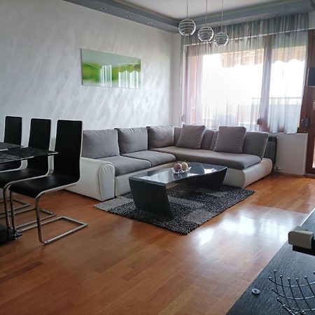 Luxury Panoramic Seaside Apartment Burgas Bagian luar foto