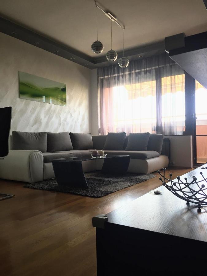 Luxury Panoramic Seaside Apartment Burgas Bagian luar foto